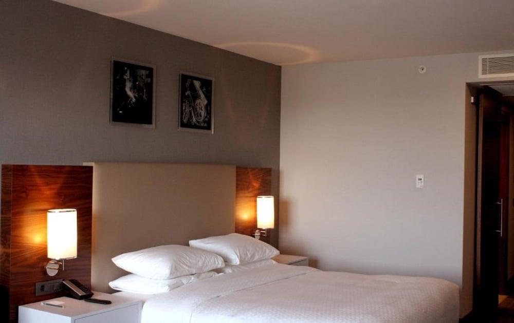 Bof Hotels Business Стамбул Экстерьер фото