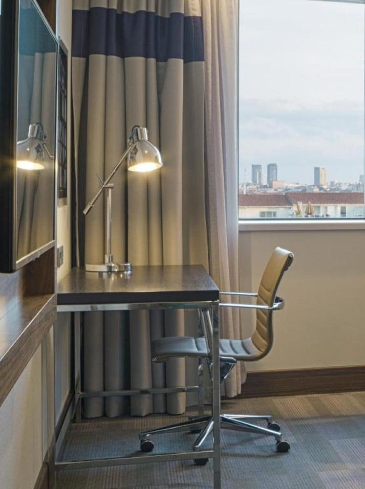 Bof Hotels Business Стамбул Экстерьер фото